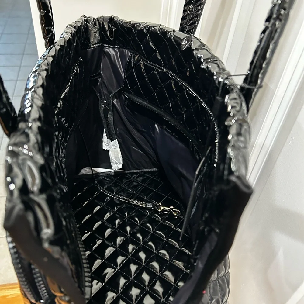 MZ Wallace Dog Pet Carrier in Quilted Black Lacquer BNWT - Picture 2 of 4